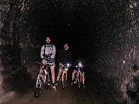 Neven, Nikola i Igor u 2 km dugom tunelu kroz Samanjac