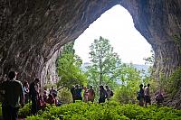 Ulaz u Vitanovu Krstatu pećinu je jedan od većih