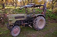 Starinski traktor