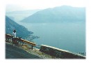 Ma da li je to moguće! Posle 6 sati gotovo konstantnog penjanja od Nikšića, puca pogled na Boku i Risan 1000 metara ispod nas... A miris mora već preplavljuje nozdrve :)