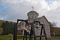 Zvona i crkva